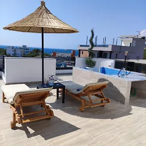 Primo Opus , Ksamil Albanien