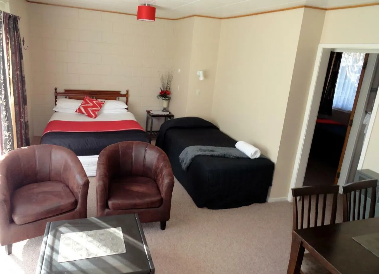 כרייסטצ'רץ' Aarburg Airport Motel